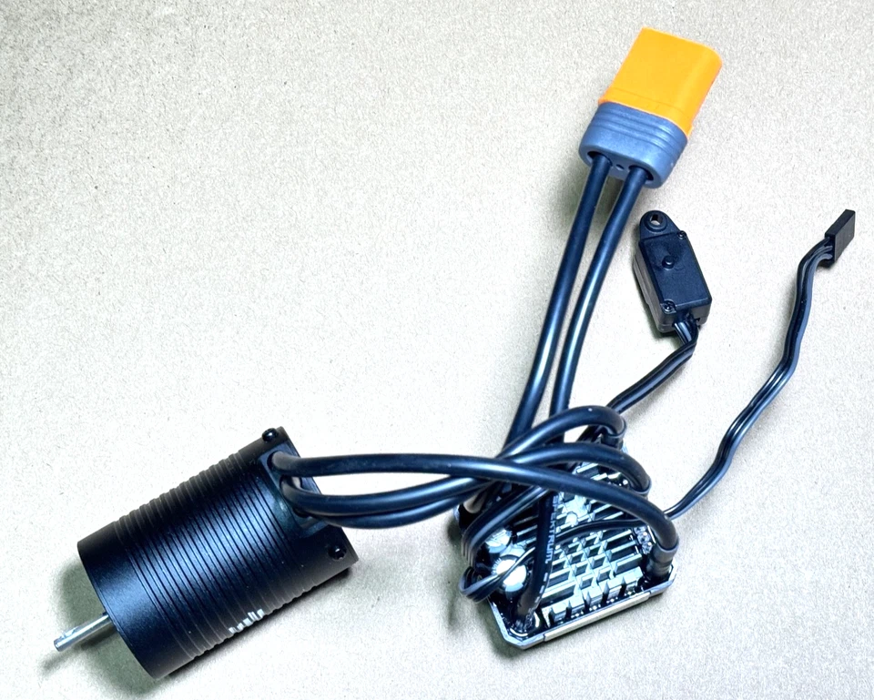 Motor sin escobillas Losi 22s Sprint 3300KV ESC Spectrum empresa 45amp SPMX1106 2359 Foto 2 de 4