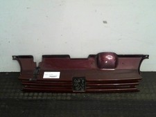 Calandre Peugeot 405