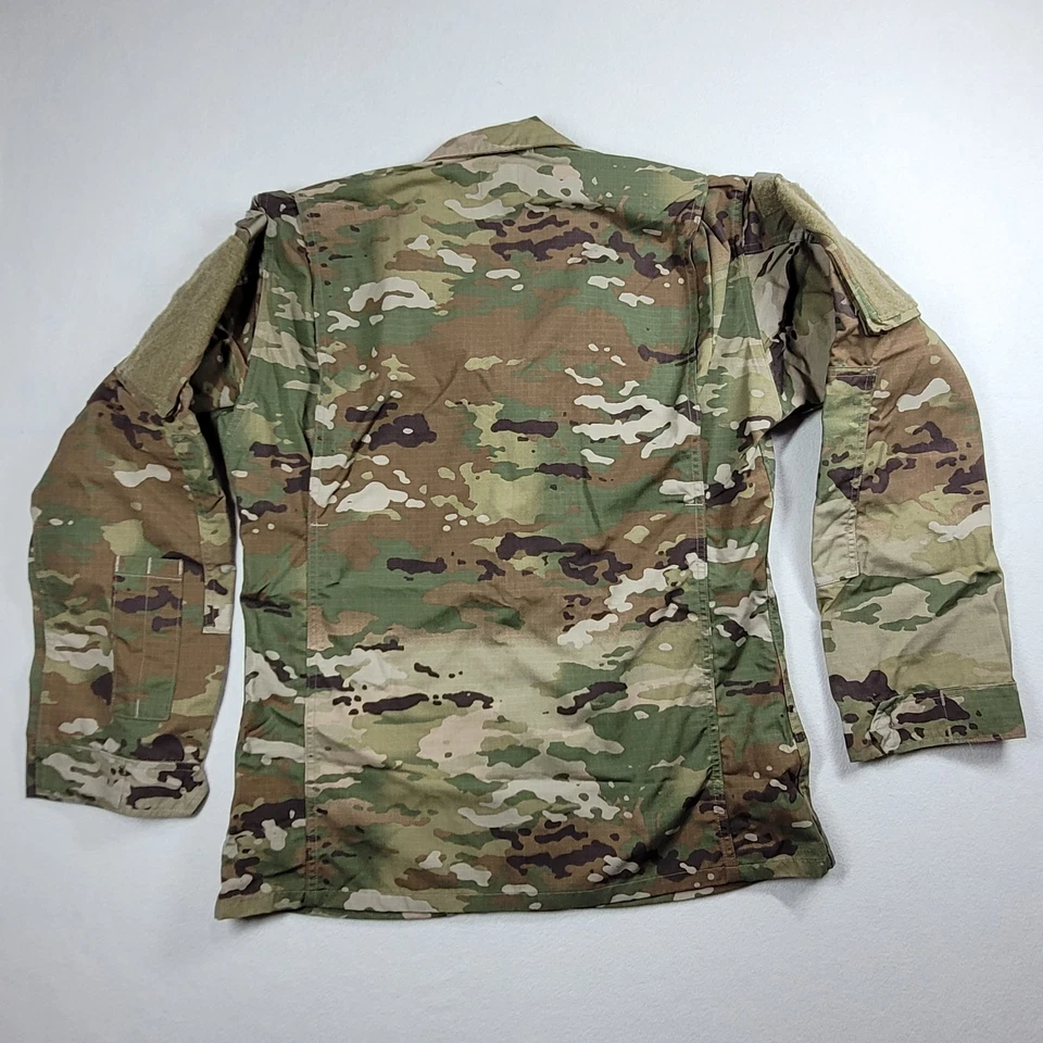 U.S. Army Combat Coat Uni Small Camo Insect Shield Uniform Military Cargo Jacket - Image 2 of 4