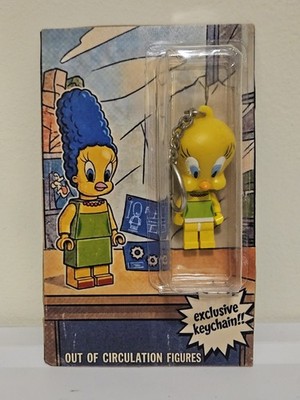 Marge Simpson + Tweety Looney Tunes One Of A Kind Exclusive  Keychain!!!
