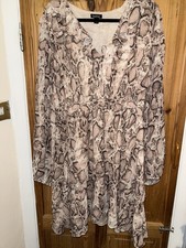 Women’s Boohoo Snake Print Dress Size 20