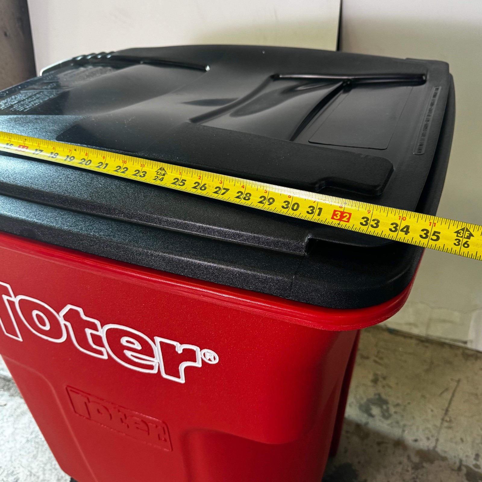 TOTER Biohazard Trash Can with Wheels 96 GAL Red V0440880