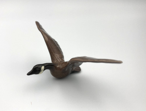 Hagan Renaker Miniatures Canada / Canadian Goose #883 Outstretched Wings