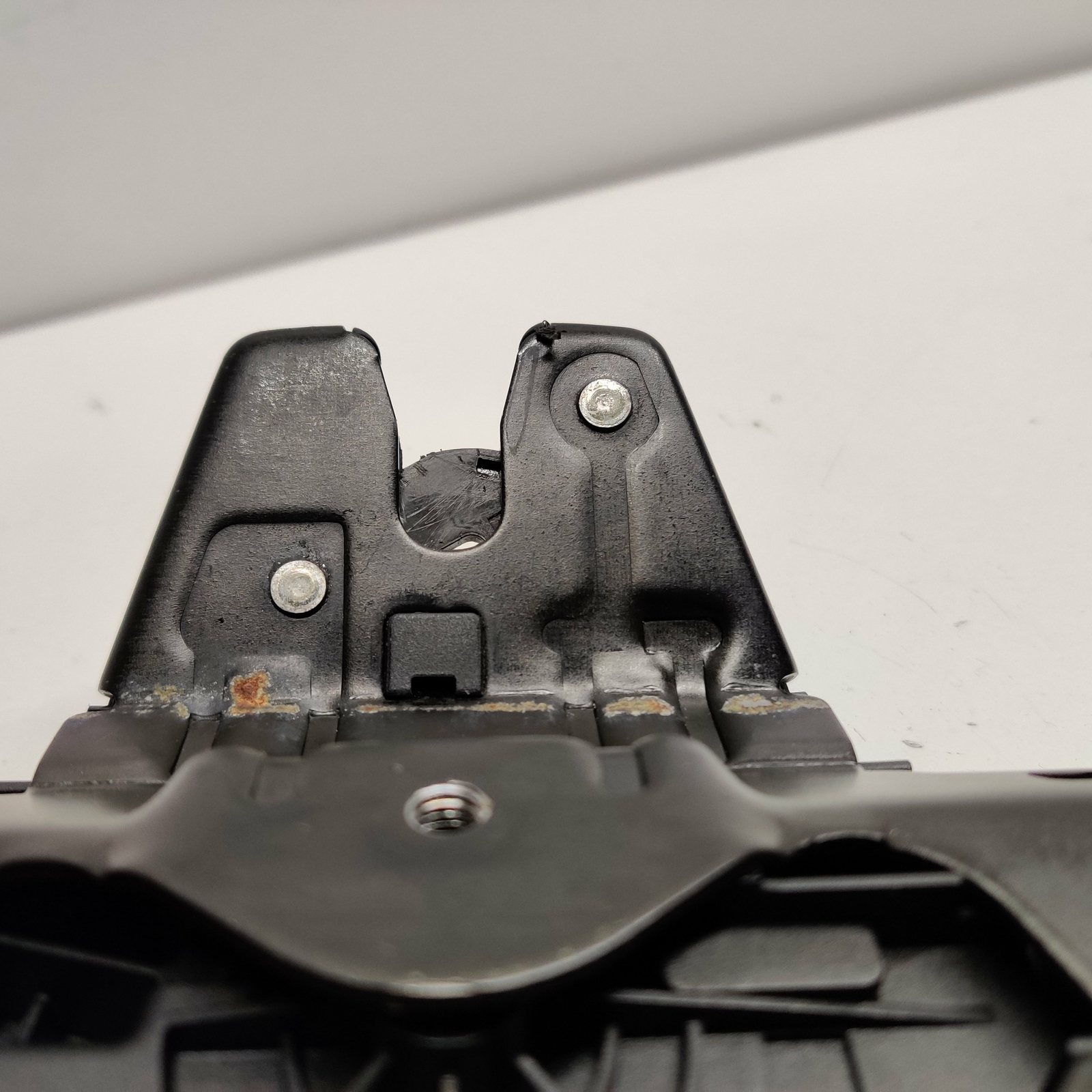 BMW 3 Series Coupe E46 Trunk Lid Tailgate Lock Genuine 8196401 eBay