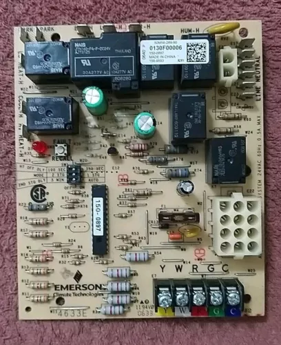 Goodman 50M56-289-90 Emerson 0130F00006 Furnace Control Board