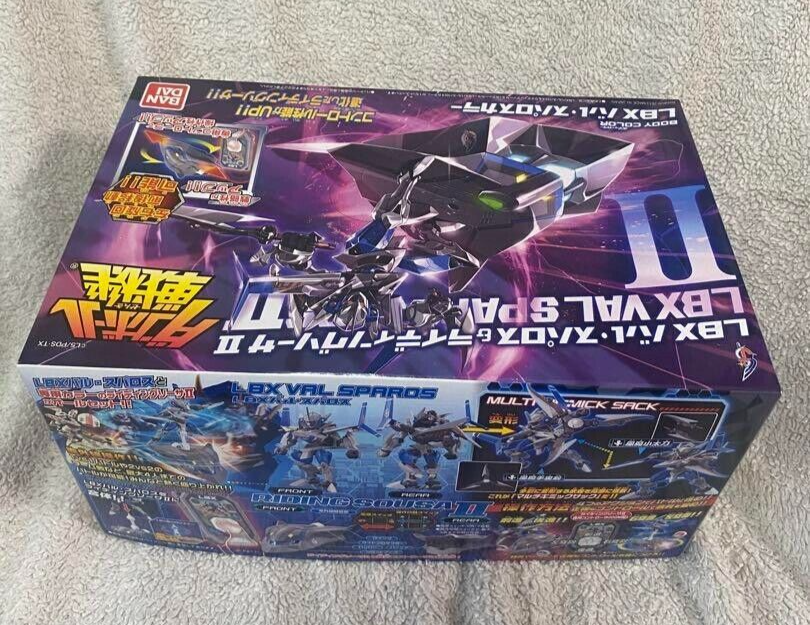 BANDAI LBXバル・ダイバー、バル・スパロスアンドライディングソーサセット Danball Senki Wars LBX Val Sparos Riding Sousa II Model Kit BANDAI