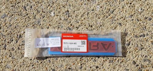 Genuine Acura OEM Part Emblem Set Rear (Acura) MDX 75711SJAA01 L7 - Picture 2 of 2