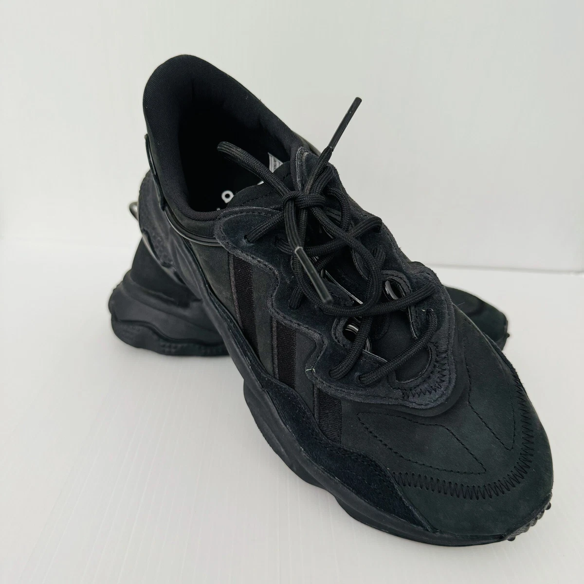 Adidas Ozweego Triple Black Running Shoes Woman s Size US7.5