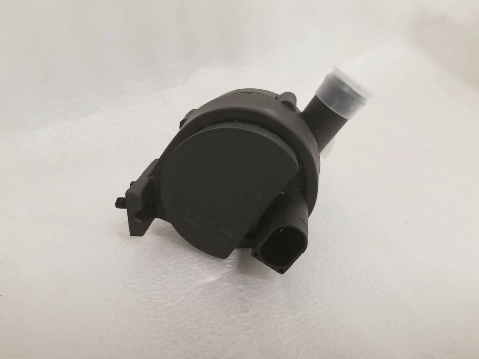 Bomba de agua auxiliar del motor nueva para Mercedes-Benz 2218350064 Foto 3 de 4