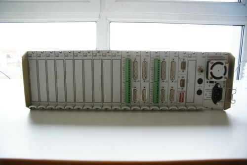 HBM Hottinger Baldwin Messtechnik MGC press with ML85 and AP85 & AB22A MGCplus - Foto 6 di 9