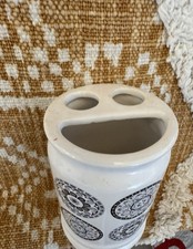 toothbrush holder Mantra Unique And Holistic