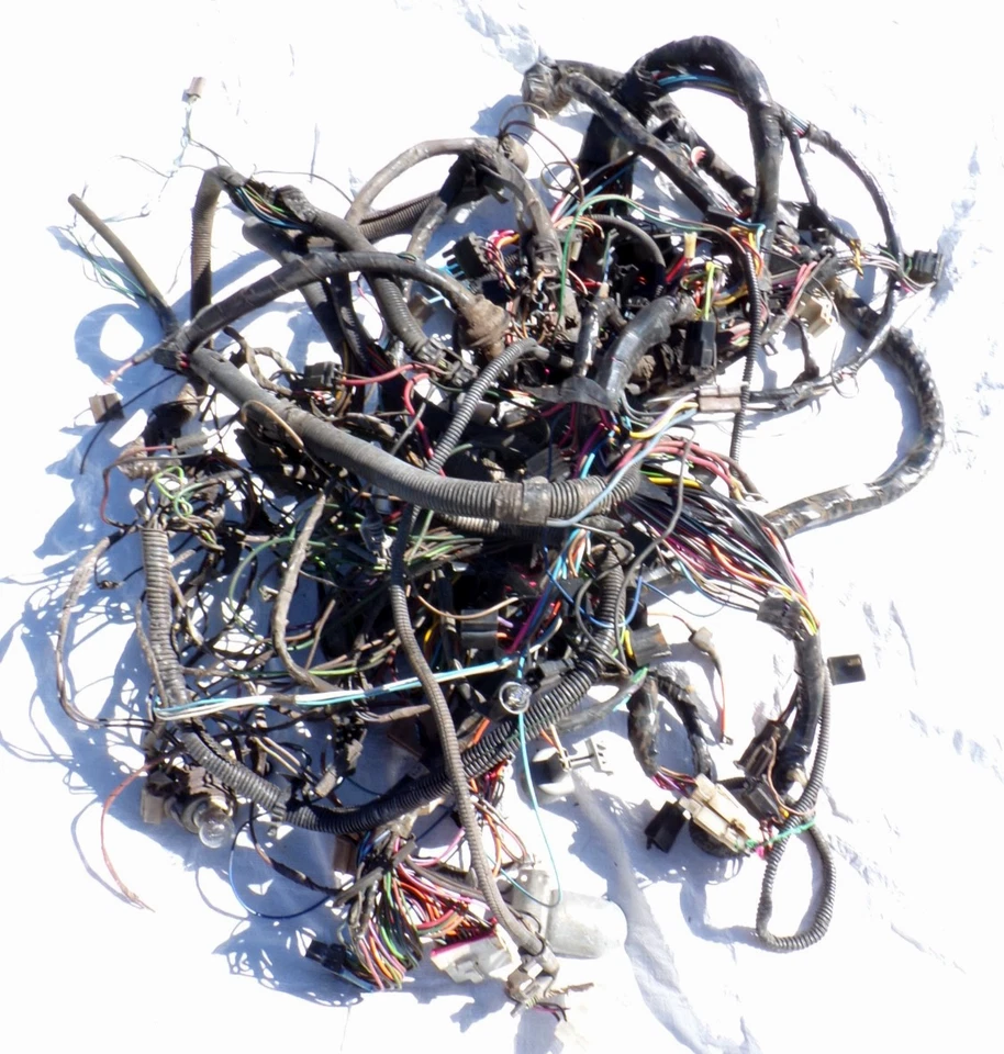 Chevrolet Corvette 1982 original GM tablero y arnés de cableado delantero ***solo piezas** Foto 2 de 4