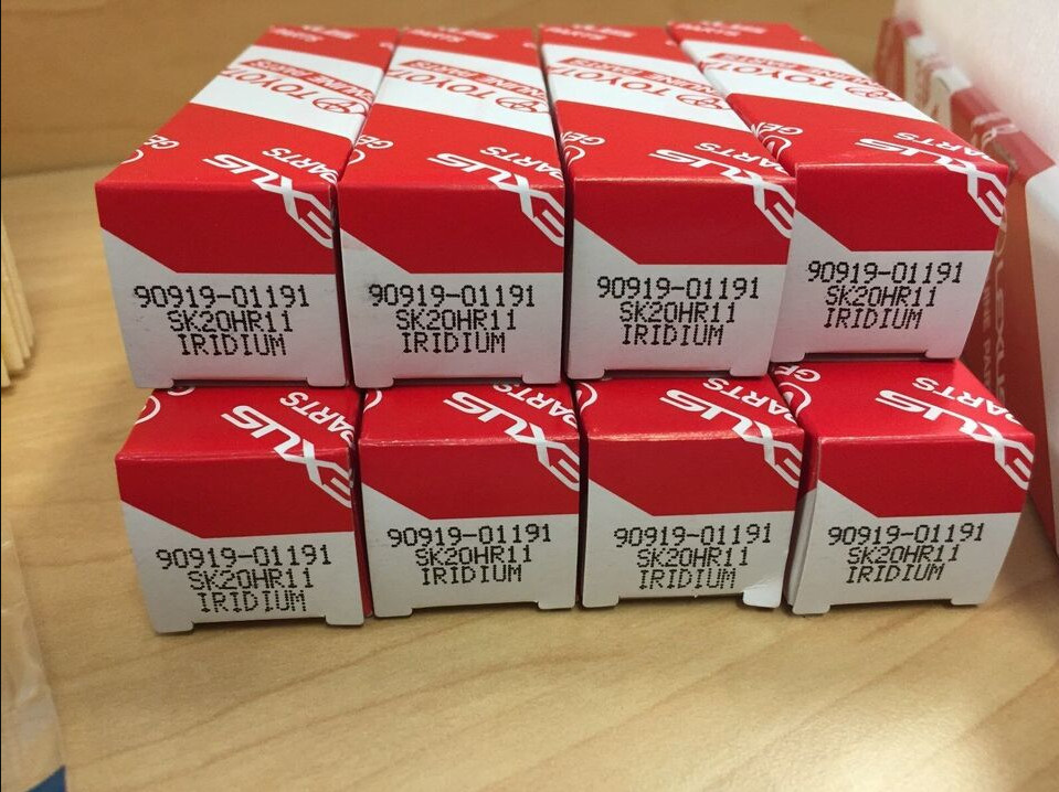 New 8Pcs Denso 90919-01191 Spark Plugs for Lexus Tundra Sequioa V8 US Stock