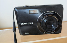Samsung ES63 - 12.2MP Digital Camera With SD Card, Black - Tested