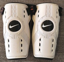 Nike Youth Kids Large T90 Soccer Shin Guard Protection White 5'7"-5'11"