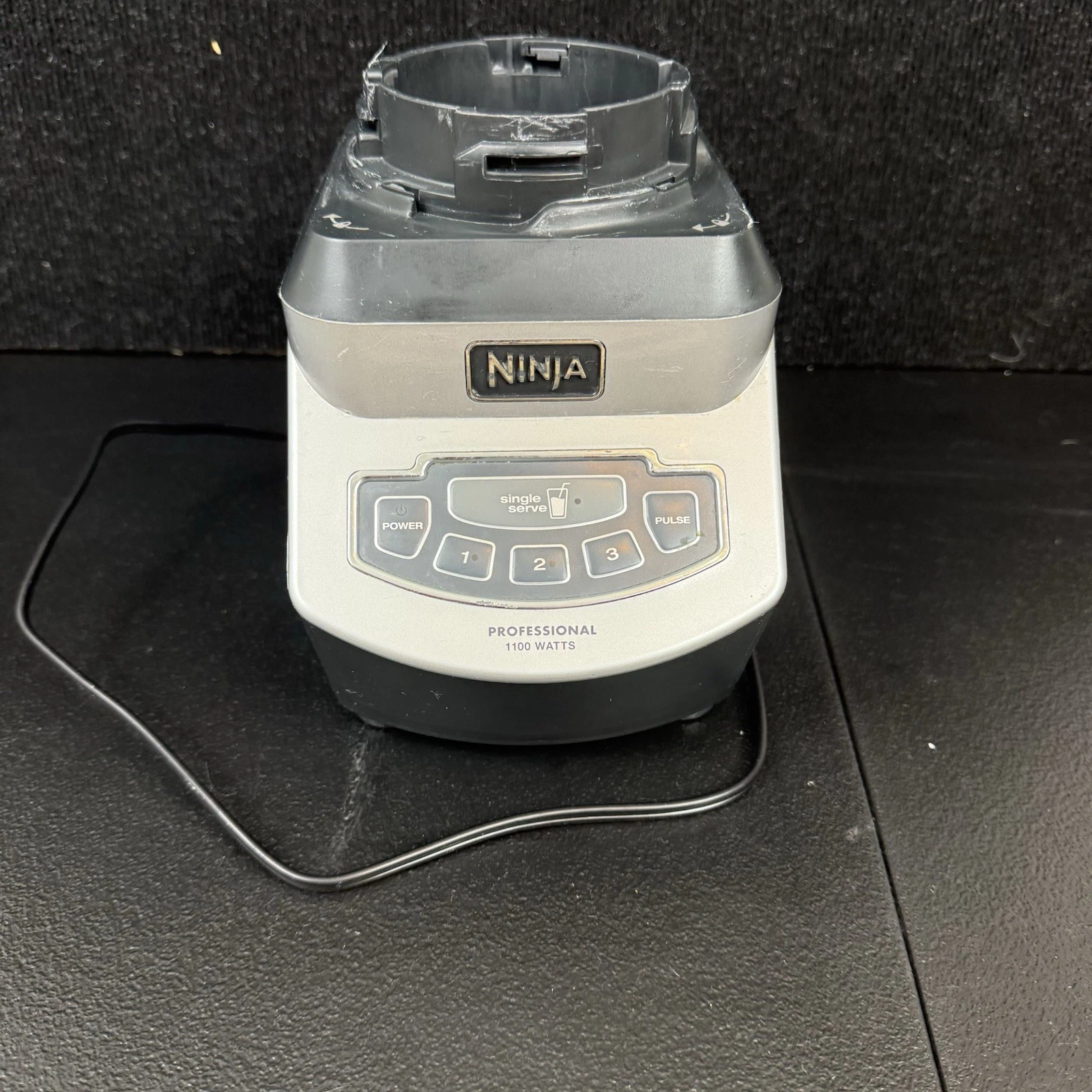 MOTOR BASE ONLY Ninja BL660 3 Speed Blender - Gray Clean And Works Amazing