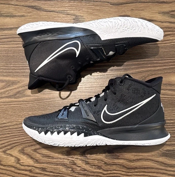Nike Kyrie 7 ブラック 12.5 Nike Kyrie 7 Black for Sale | Authenticity Guaranteed | eBay