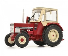 Schuco 450779500 1:32 International Harvester Company 533 4-Wheel Drive Tractor
