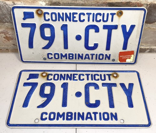 Par de matrículas combinadas Connecticut - 791 CTY - Connecticut vintage - Imagen 1 de 2