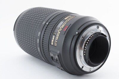 Nikon AF-S Nikkor 70-300mm F/4.5-5.6 G ED VR Lense w/Hood [Exc+++