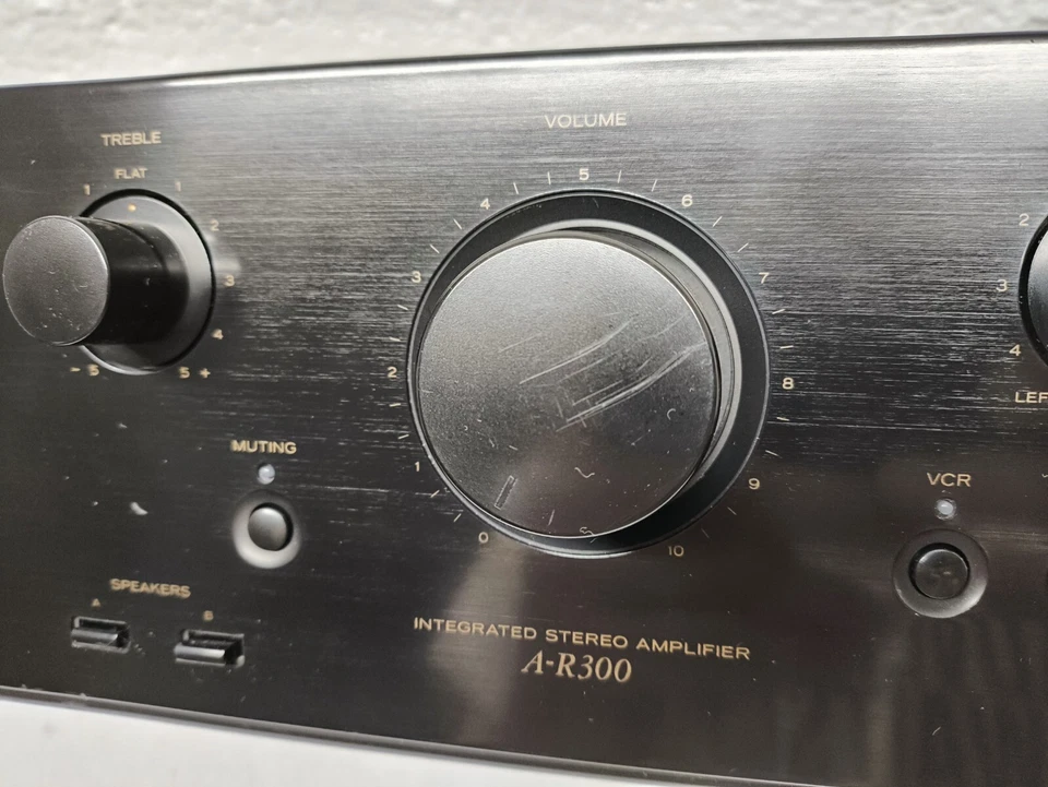TEAC A-R300 Amplificatore - Immagine 3 di 4