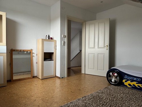 Einfamilienhaus mit Garten zu vermieten - Bild 23 von 24