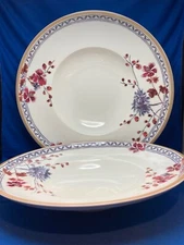 VILLEROY & BOCH, ARTESANO PROVENCAL LAVENDER PAIR OF LARGE PASTA BOWLS NWT!