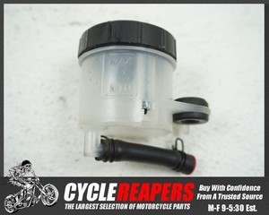 C309-2008-2009-06-09-Aprilia-Tuono-Factory-1000R-Front-Brake-Fluid-Reservoir