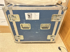 Anvil Road case 3' x 3' x 2' with wheels blue 