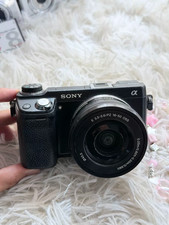 Sony NEX-6 Mirrorless Camera Slightly Used 16-50mm Black Lens Kit High Quality