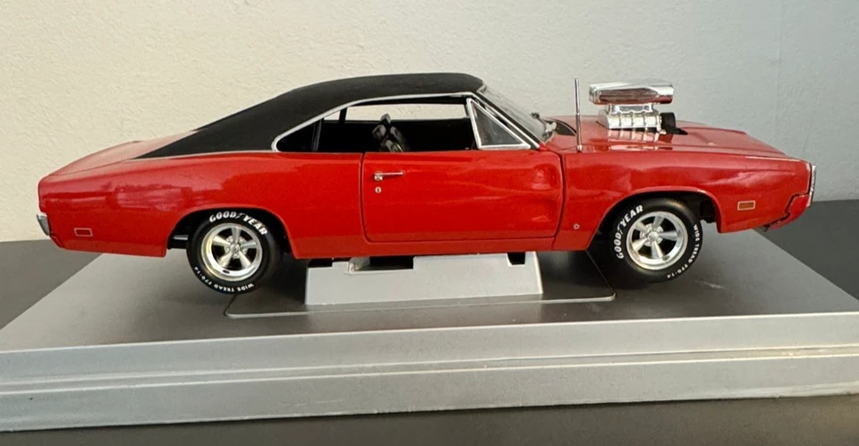 CARGADOR ERTL AMERICAN MUSCLE DODGE 1970 1/18 - Imagen 4 de 4
