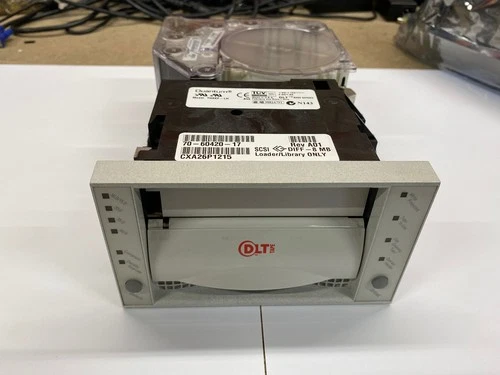 HP DLT8000 SCSI LVD 40GB 80GB Bandlaufwerk - TH8XF-LH