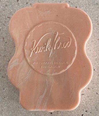 Vintage Kwik-Thred Automatic Needle Threader Pink Plastic Sewing Collectible