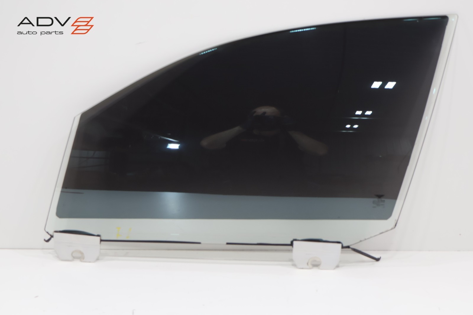 2006 - 2012 BENTLEY CONTINENTAL FRONT LEFT DRIVER SIDE DOOR WINDOW GLASS OEM