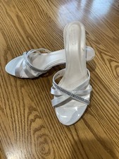David s Bridal Riley Dyeable Shoes Size 9 NEW