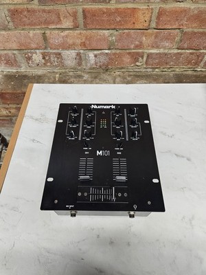DJ Mixer Numark M101 nur 2-Kanal Gerät voll funktionsfähig