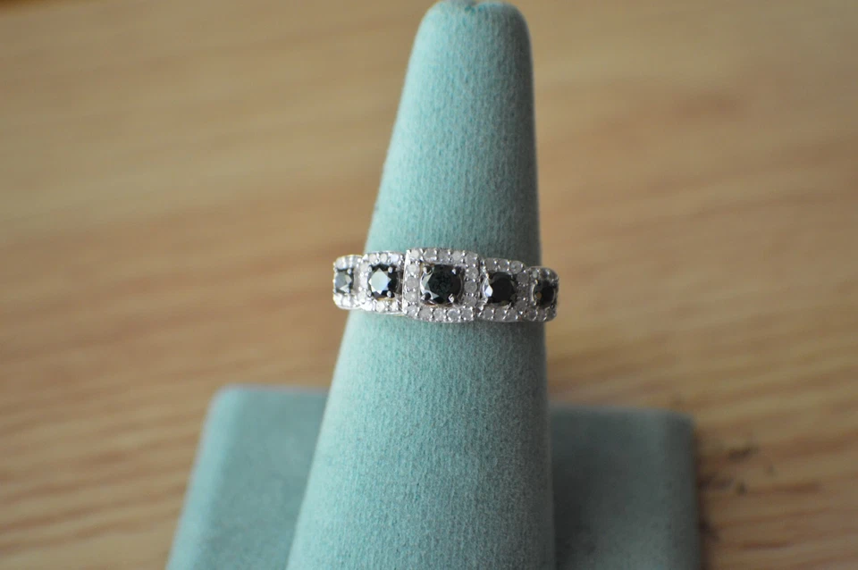 1.00ct Natural Green /White Diamond Ring 14k Yellow Gold over Fine Silver Size 9 - Image 3 of 4