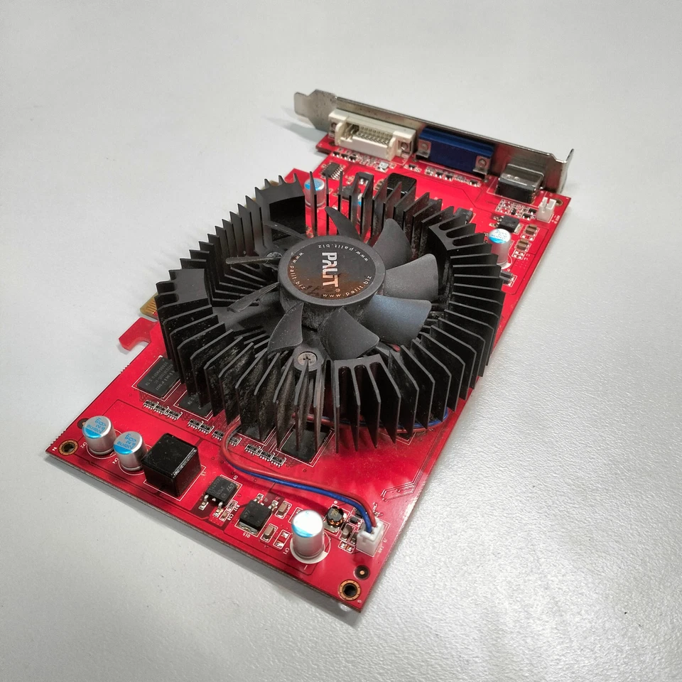 Genuine NVIDIA GeFORCE 9600GT 1024MB DDR2 PCI-e Graphics Card HDMI + VGA + DVI - Image 3 of 4