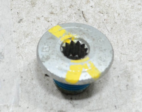 SKODA Octavia I Kombi 1U 1999 Vielzahn Schraube Befestigung Lenkrad #134719-G616