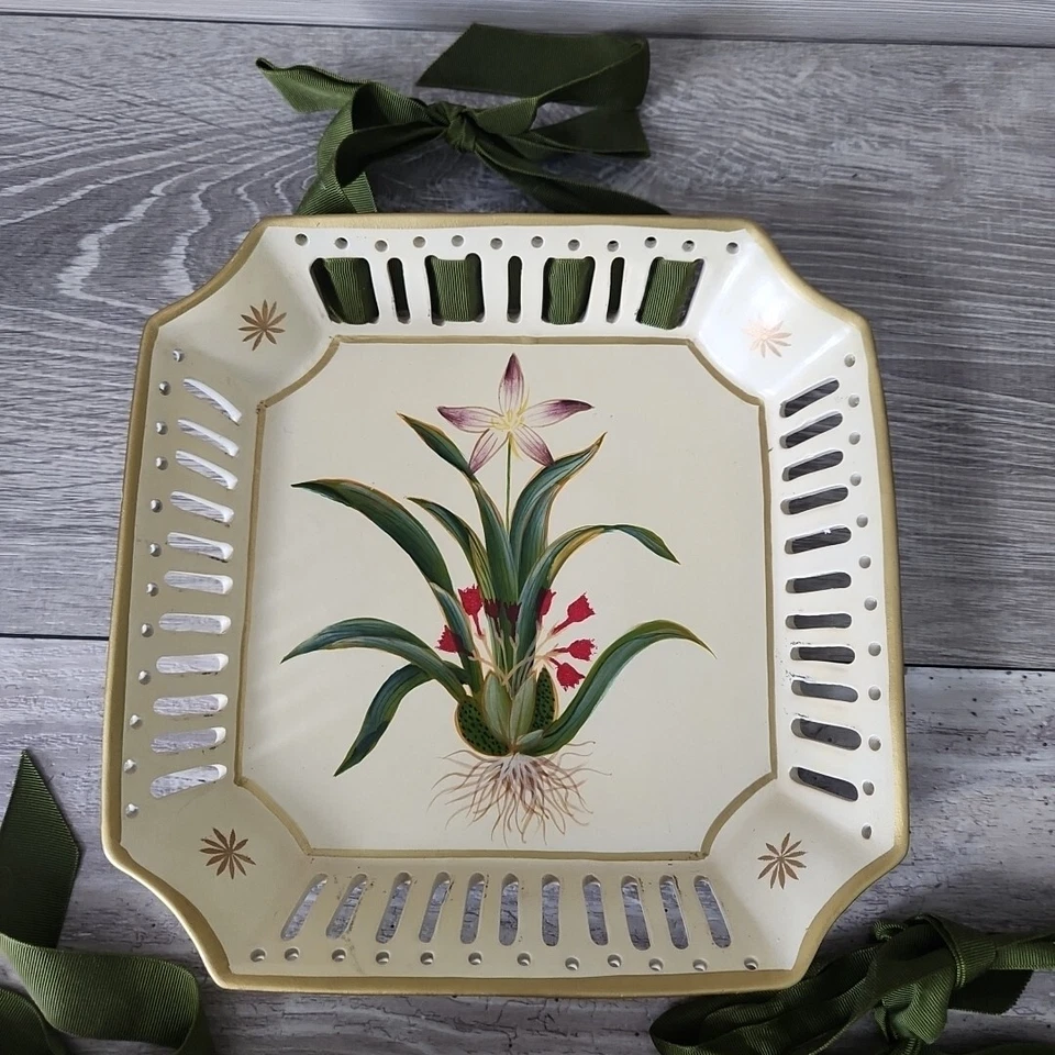 Sadek Hand Painted Decorative Wall Plates Set 3 Pc Ceramic Vintage Tole 8.5" Lot - Image 2 of 4