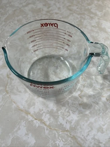 PYREX Blue Measuring 4 Cup Glass 1 Quart 32oz 1000ml 1 Litre Red Letters Vtg