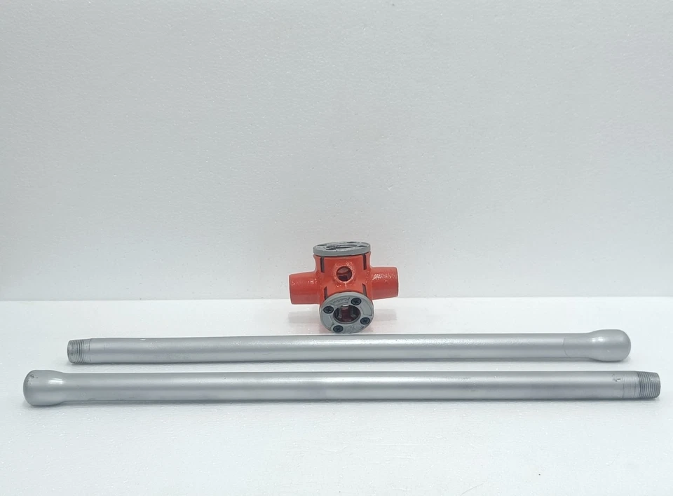 RIDGID 30-A 3-WAY 3/8 , 1/2 , 3/4 PIPE THREADER HAND HELD THREADER WITH HANDLES - Image 3 of 4