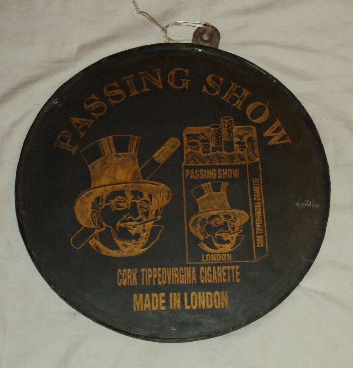 PASSING SHOW CIGARETTES OLD VINTAGE ADVERTISEMENT CARVED ON GLASS LONDON  RARE