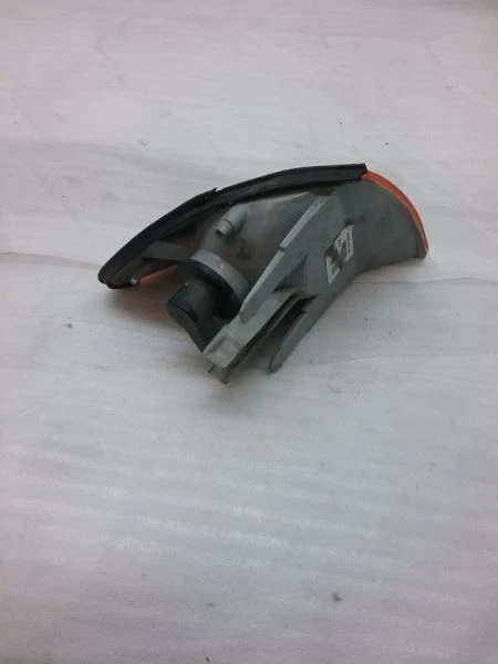 4600212377 LH левый водитель Trun сигнальная лампа E46 седан 4 двери 1999 BMW 328i S-114P - Изображение 3 из 4