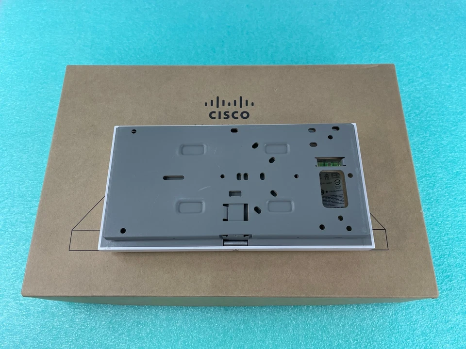 Cisco Meraki MR33-HW Dual-band Access Point w/ Mounting Bracket MR33 Unclaimed - Image 2 of 2