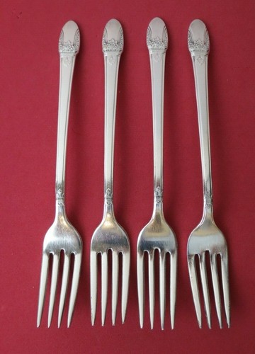 4 1937 Vintage FIRST LOVE Viande Forks by 1847 Rogers Bros. International 7 3/4" - Picture 3 of 5