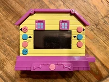 Mattel Pixel Chix Pets Dog House Toy 2006
