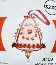 Walco MEDALLION SATIN BELL Green/White Vtg Sequin Bead Christmas Ornament Kit