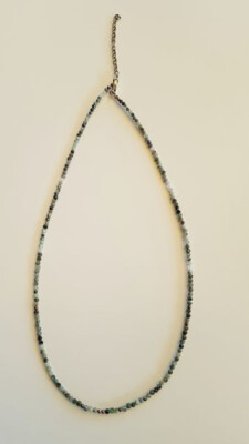 Silberpfeil Handgearbeitetes Smaragd Collier