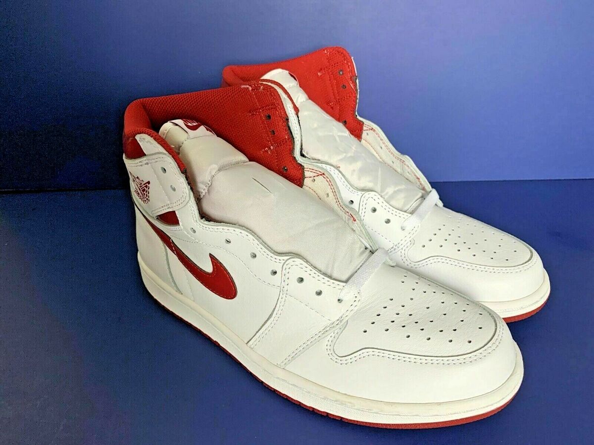 Nike Air Jordan 1 Retro High OG Men's Sizes White Metallic Nike Air Jordan 1 Retro High OG Men's Sizes White Metallic